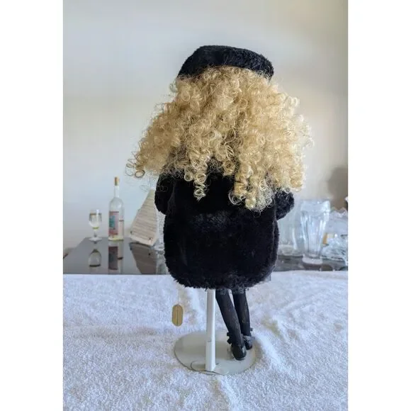 American Beauty#A-111Wimbledon Collection Porcelain Doll LexingtonHall - Picture 10 of 10